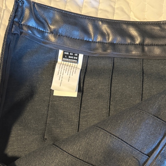 Black Leather Skirt - Picture 2 of 2